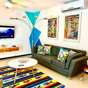 Centro Turistico , Playa del Carmen México