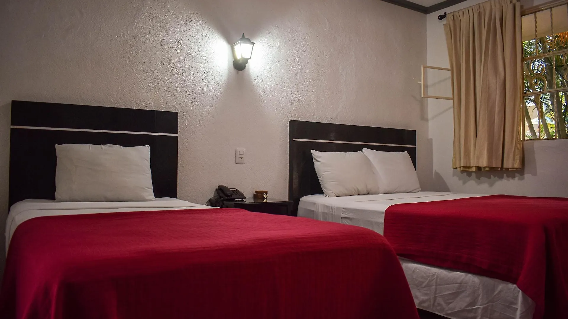 Hotel Santa Ana Merida