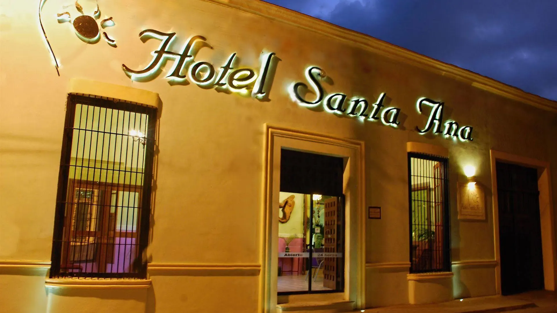 Hotel Santa Ana ميريدا 3*,